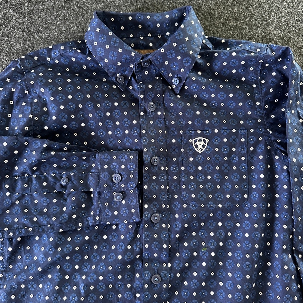 Ariat Boys Navy Blue Geometric Print Long Sleeve Button Down Shirt Size XS 7